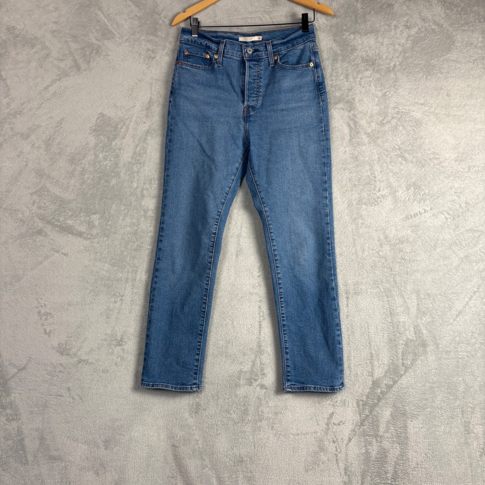 Levis Wedgie Straight High Rise Medium Wash Blue Button‎ Fly Jeans 28 Casual
